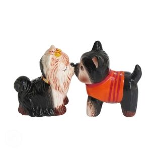 American Atelier | Kissing Puppies Dog Salt and Pepper Shakers